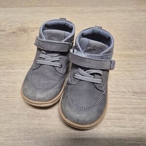 Stride Rite Gray Leather Shoes Size 9